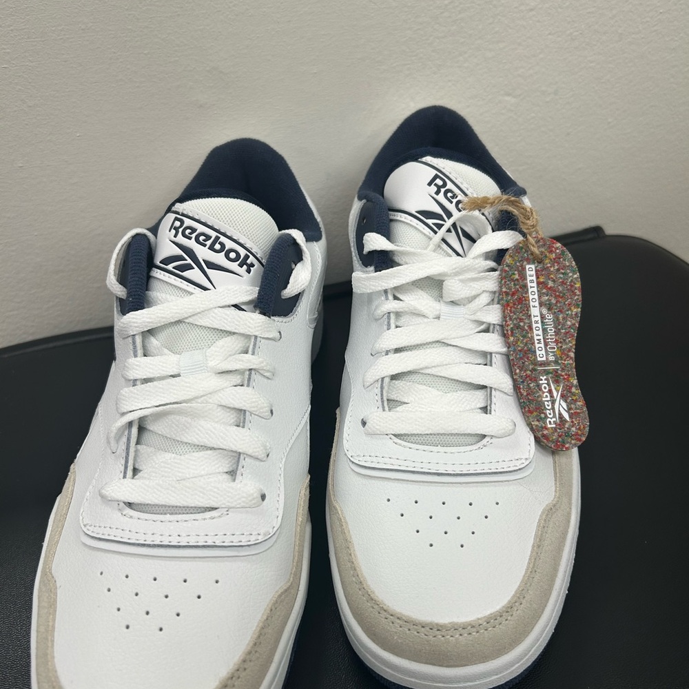 Reebok Memory Tech Men's White and Tan Sneakers